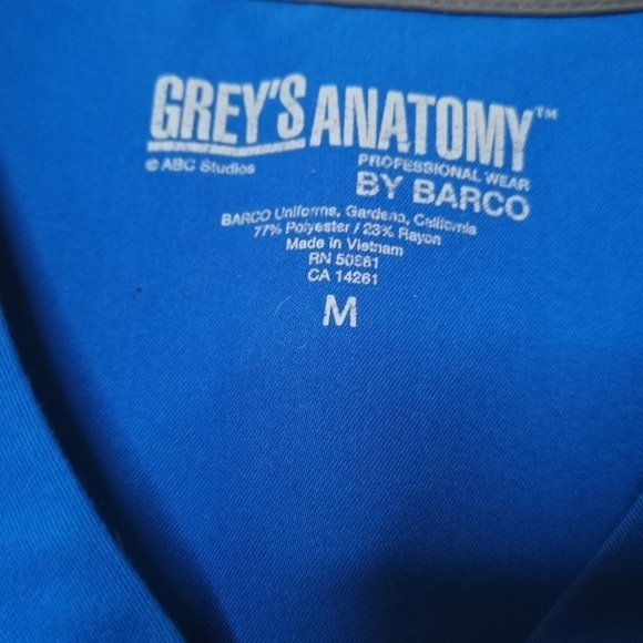 Scrubs top M - Picture 3 of 7